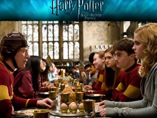 обои Гарри Поттер и Принц - полукровка. Завтрак фото