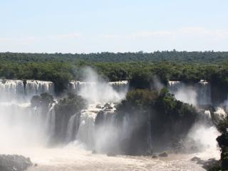 обои Большой водопад в тропиках фото