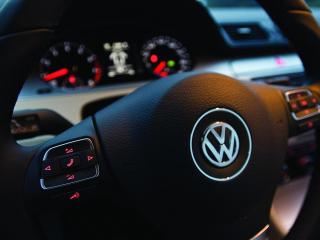 обои 2009 Volkswagen CC руль фото