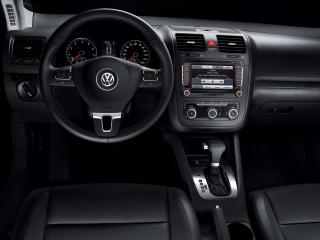 обои 2011 Volkswagen Jetta Sportwagen руль фото