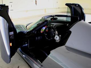 обои 2006  Koenigsegg CCX открыта дверь фото