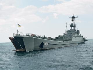 обои Военный корабль в море фото