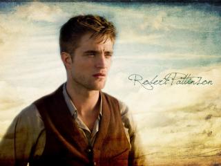 обои Robert Pattinson в жилетке под старину фото