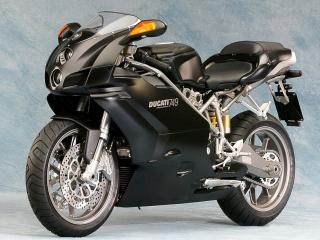 обои Мотоцикл Дукати 749 черного цвета фото