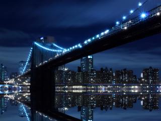 обои Величественный ночной мост в ярком свечении фонарей фото