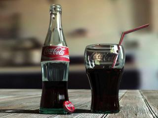 обои Бутылка и стакан с Кока-Колой фото