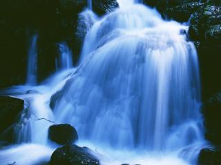 обои Струи голубого водопада фото