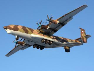 обои АН-22 в боевой раскраске фото