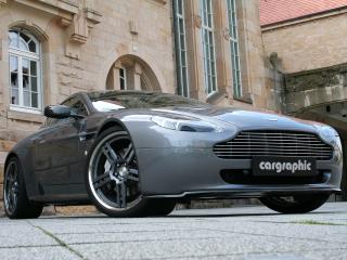обои Cargraphic Aston Martin V8 Vantage 2009 снизу фото