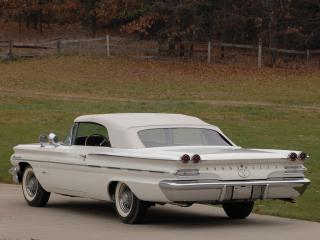 обои Pontiac Bonneville Convertible 1960 белая сзади фото