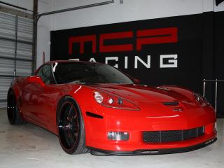 обои MCP Racing Corvette Z06 (C6) перед фото