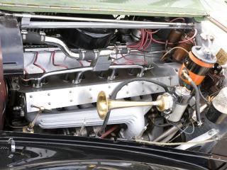 обои Bugatti Type 57C Coupe Aerodynamique мотор фото