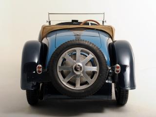 обои Bugatti Type 55 Super Sport Roadster запаска фото