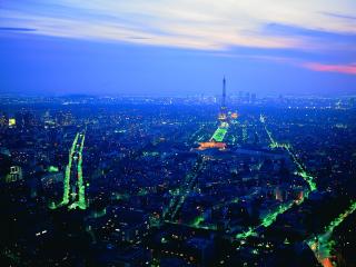 обои Париж в синих тонах и ярких огнях фото