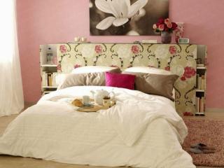 обои Спальня с розовыми стенами фото