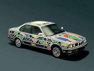обои BMW 525i Art Car by Esther Mahlangu (E34) 1992 боком фото