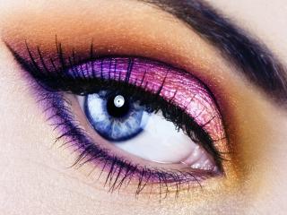 обои Макияж глаза - Розовые и сиреневые тени в сочетании, с черной подводкой фото