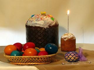 обои Два кулича,   свеча и яйца фото