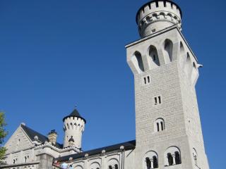 обои Смотровая башня замка на фоне неба фото