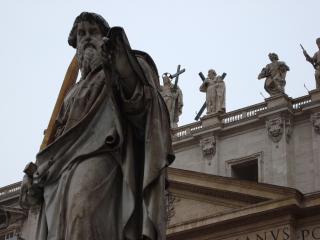 обои для рабочего стола: Скульптуры на площади петра в ватикане