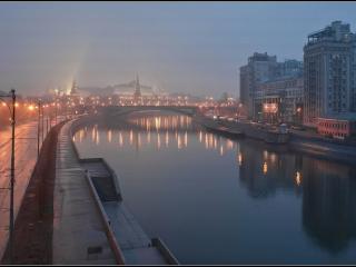 обои Весна в Москве. Туманное утро фото