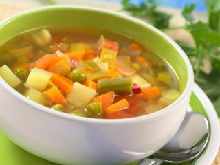 обои Овощное суп в белой мисочке фото