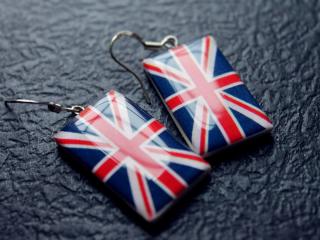 обои Сережки с рисунком английского флага фото