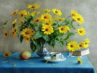 обои Натюрморт - Осенние цветы с чаем фото